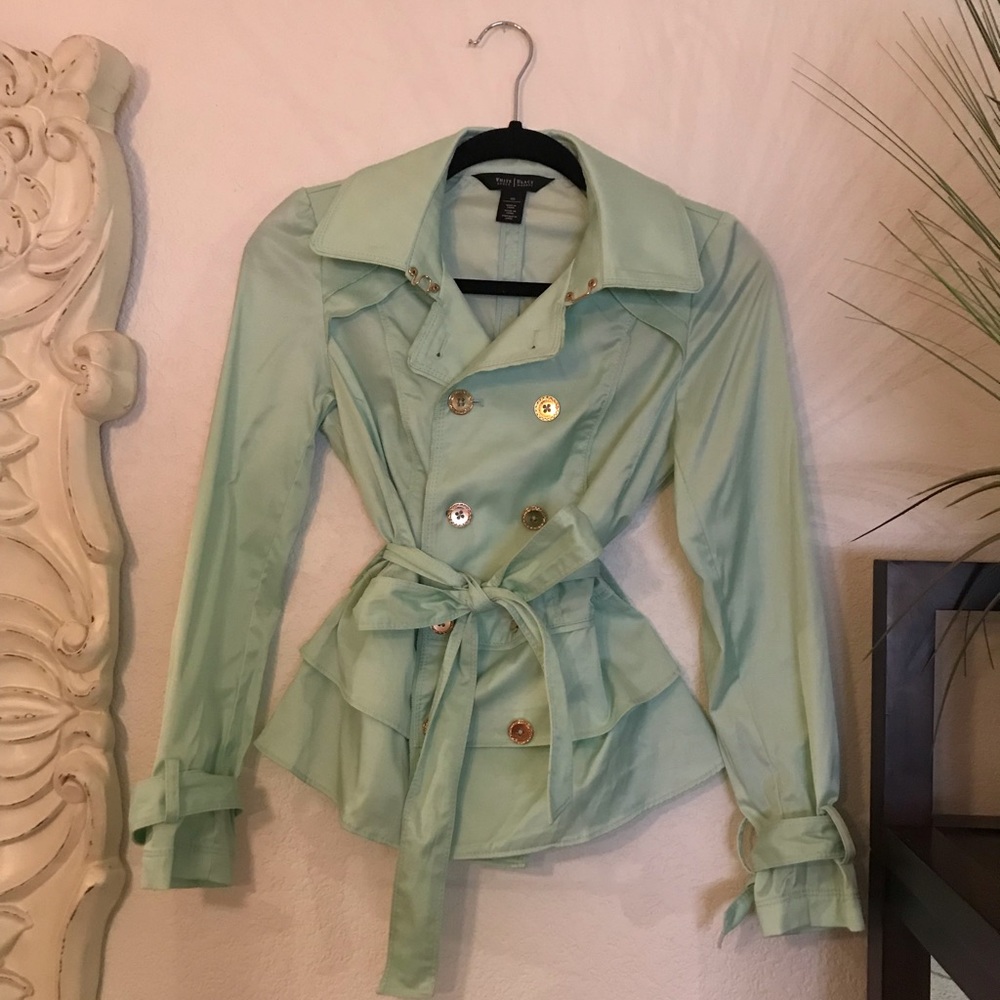 Beautiful jacket by White House Black Market